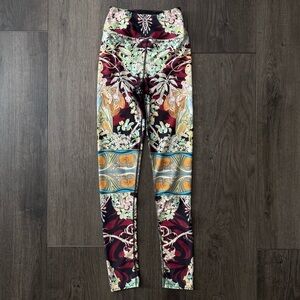 Lions of Paris Montmartre Cité High Rise Leggings NWOT (98.00)